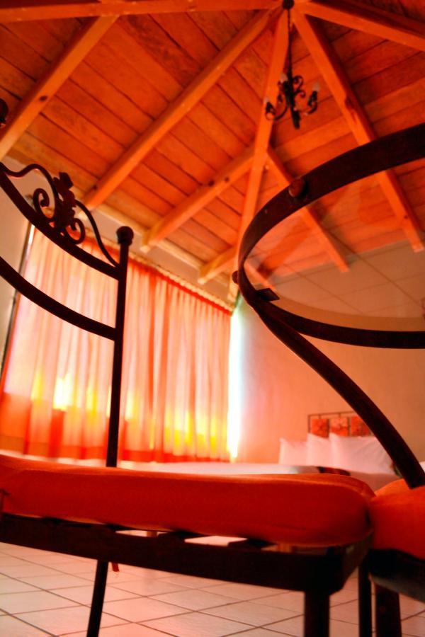 קולימה Hotel Aldama מראה חיצוני תמונה